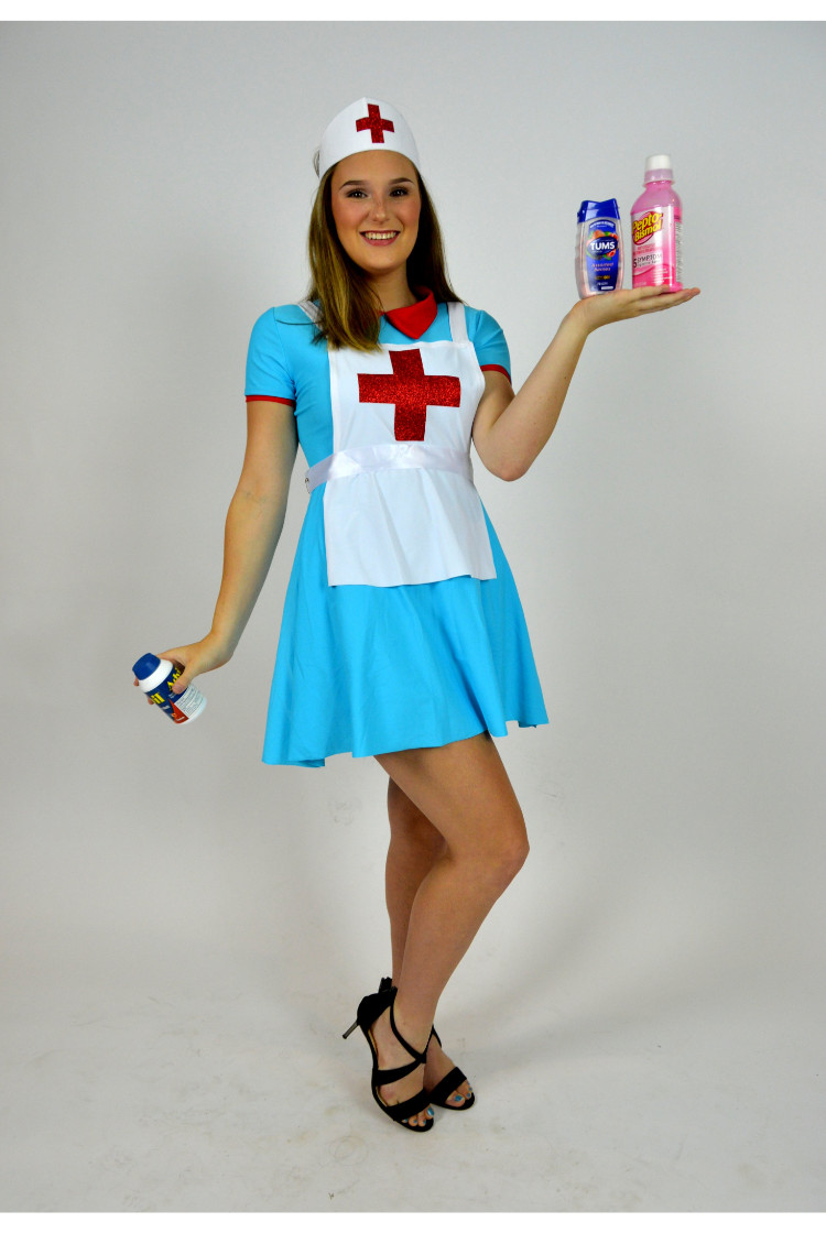 travel nurse outfit